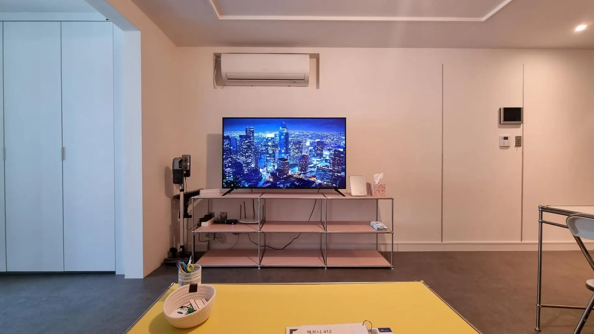 Yangjae Station & Stream Stay Σεούλ 0*,  Νότια Κορέα
